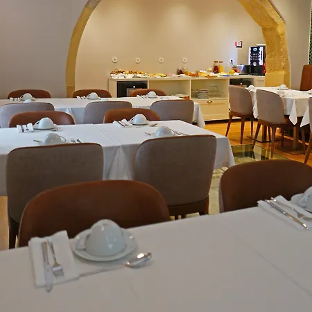 Casa Dos Oficios 4* Tomar